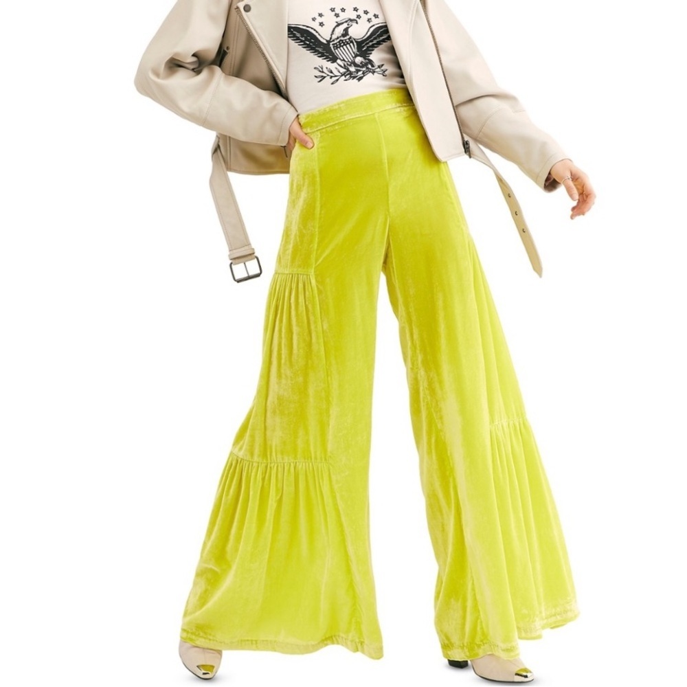 Free People Say La Vie Lime Green Velvet Wide-Leg Pants Size 2